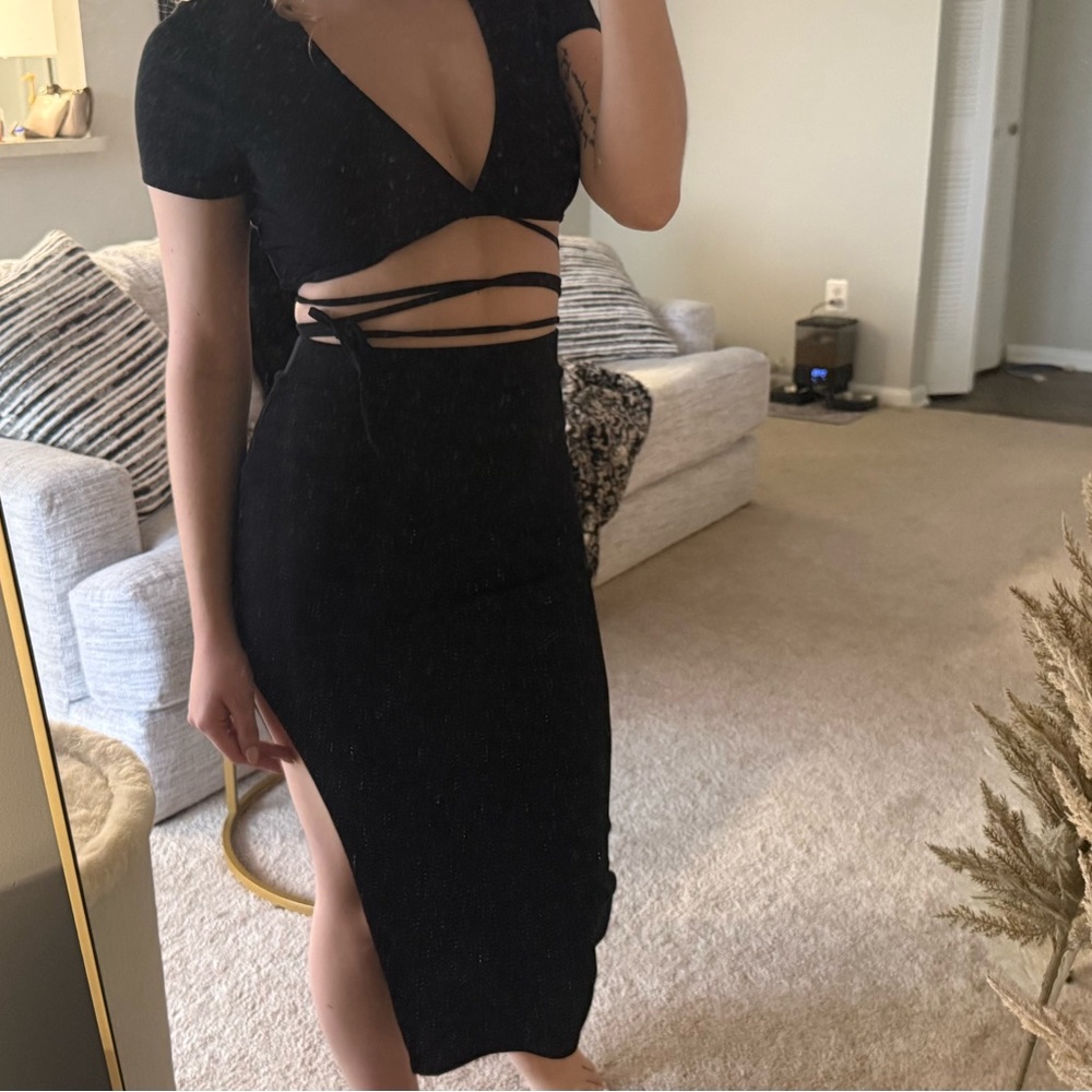 SHEIN Black Cutout Midi Dress with Wrap Straps